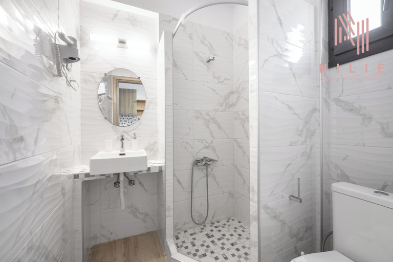 Bathroom 5, Azur Residences, Nilie Hospitality MGMT, Central Macedonia
