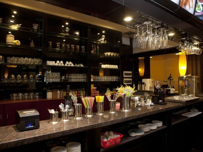Food & Drinks 4, GreenTree Inn HaiKou Longhua District JinNiu Road Hotel, Haikou