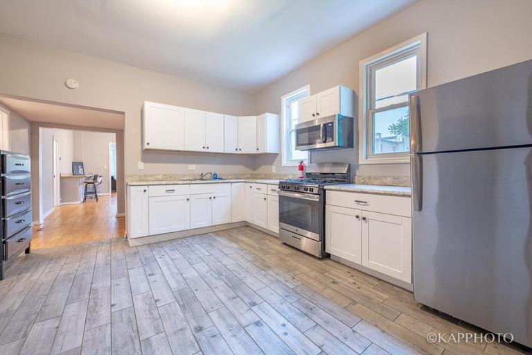 Others 5, Wonderful Home Close to Downtown Chicago - Free Parking, Cook