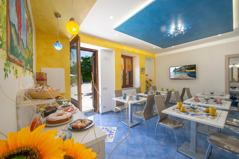 Food & Drinks 5, B&B Il Girasole, Napoli
