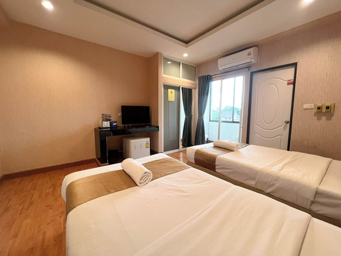 Bedroom 6