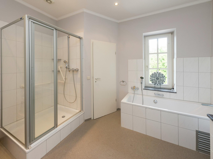 Bathroom 3, Castle in Spa with Lake View Heated Pool, Liège
