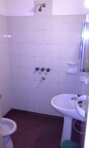 Bathroom 2, Amanitas Hotel, Santa María