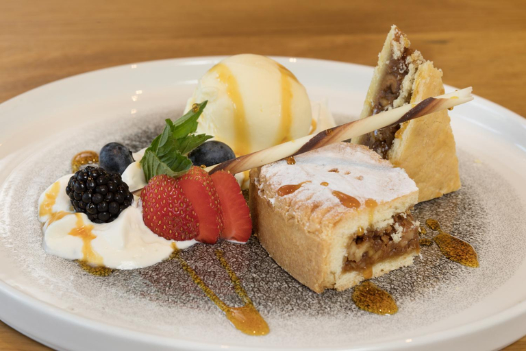 Food & Drinks 5, Boutique-Hotel Vincenz, Surselva