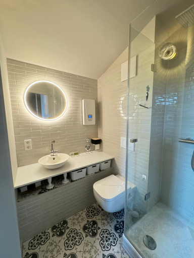 Bathroom 5, Pebbles Suiten by RiNG, Regensburg