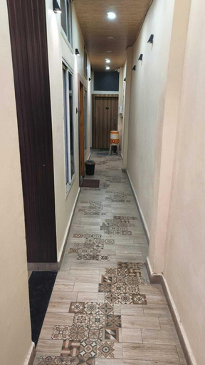 Others 5, Hotel Naagshree, Ujjain