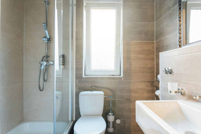 Bathroom 4, Steen S Hotel, Hamburg