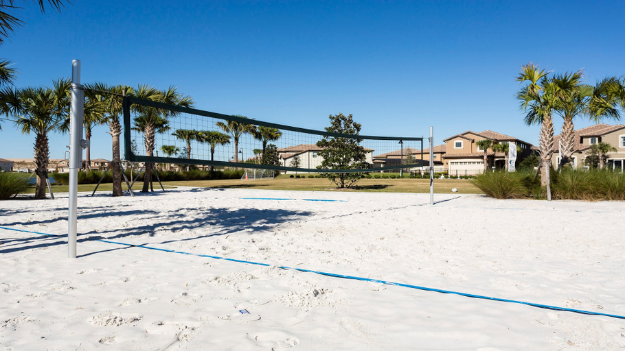 Exterior & Views 2, Spacious Family Home With Pool & Game Room, Osceola