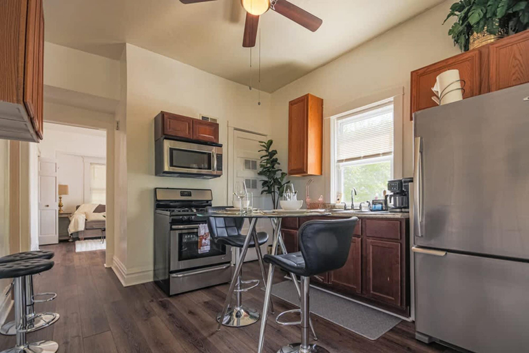Private kitchen, Comfy One Bed Apartment in Forest Park, Cook