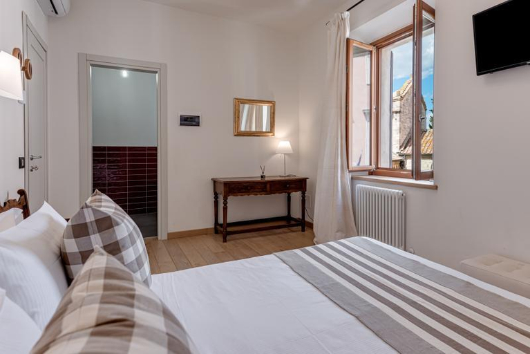 Bedroom 2, Borgo San Quirico d'Orcia B&B - Capitano Collection - Albergo diffuso, Siena
