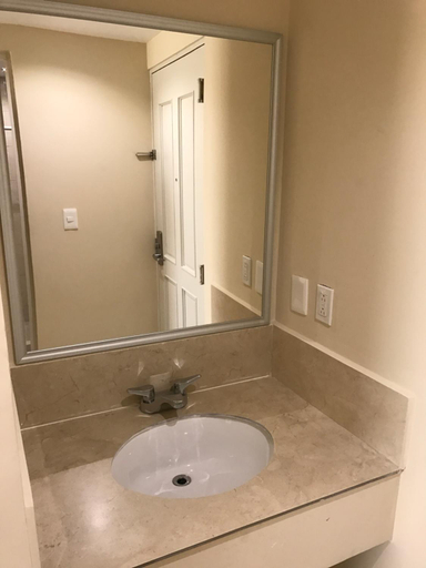 Bathroom 3, Hotel Del Viajero, Carmen