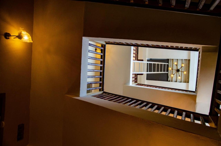 4, Hotel De L'Air, Wouri