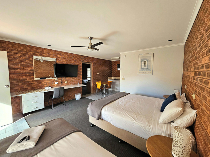 Bedroom 11