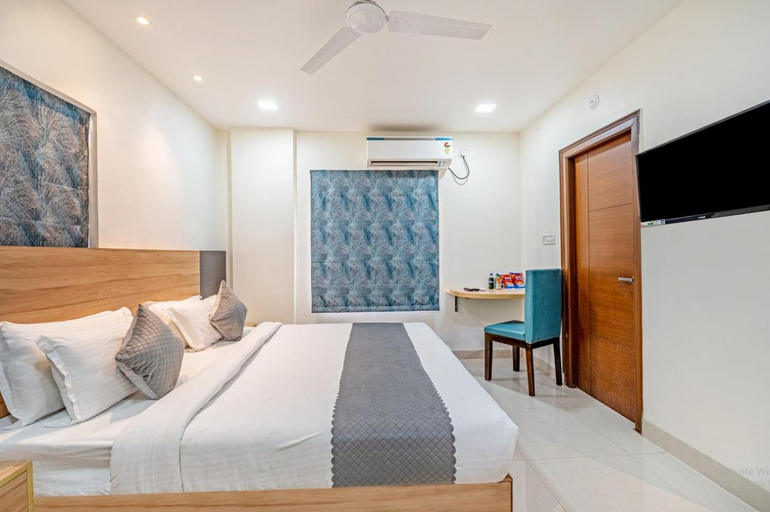Bedroom 5, Hotel Eminent Suites, Hyderabad