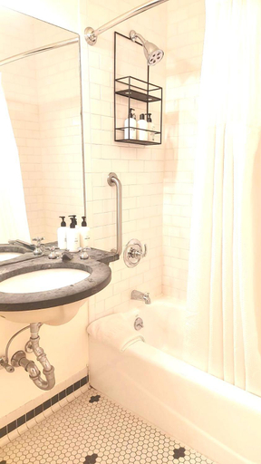 Bathroom, 414 hotel, New York
