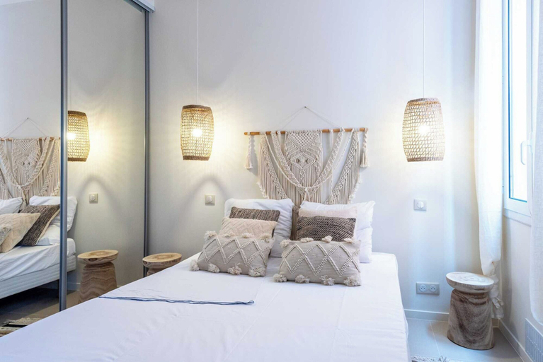 Room 5, Modern Apartment -1bdr/4p - 300m From the Beach, Alpes-Maritimes