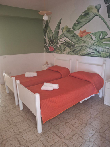 Bedroom 2, Centro Ferie Salvatore, Latina