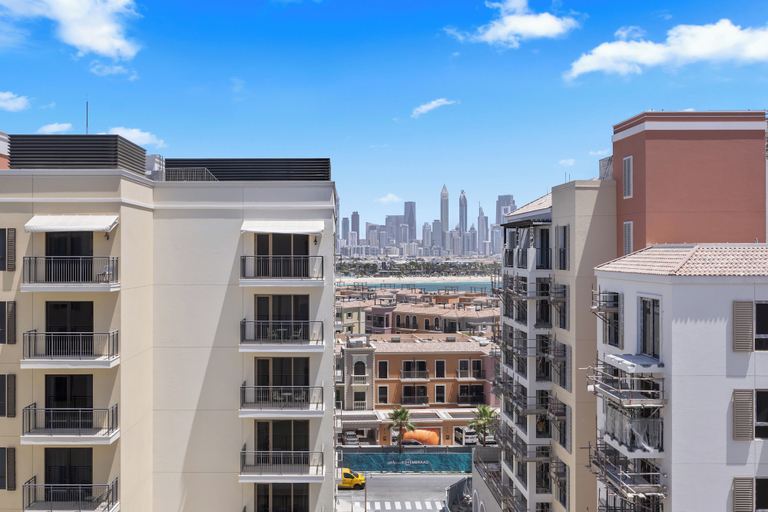 Others 5, Portside Bliss La Mer 1 BR with Sea View