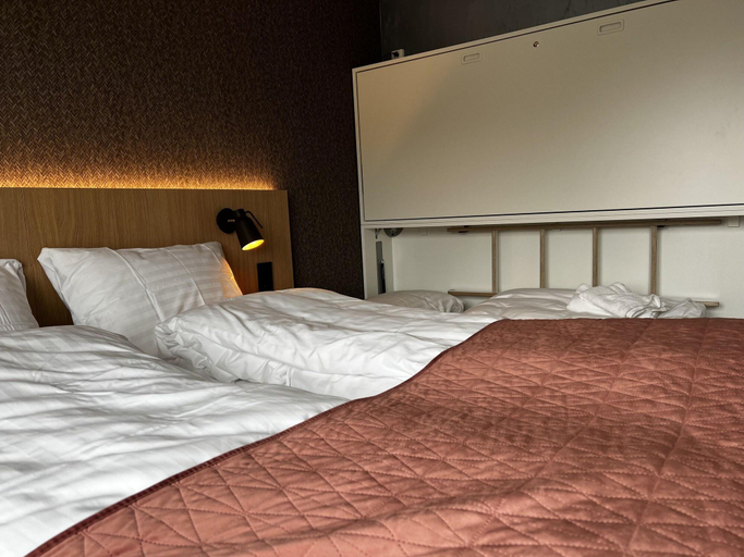 Bedroom 2, Frich's Ekspress Hotel Åndalsnes, Rauma
