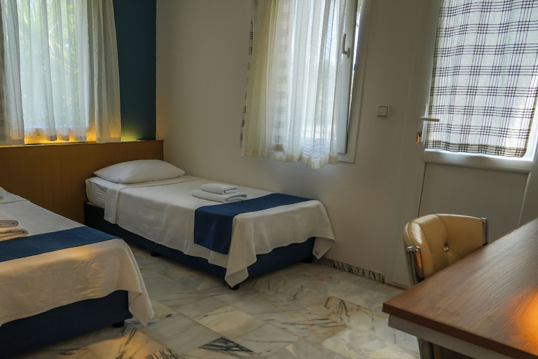 Bedroom 4, Sirius Star, Ortaca