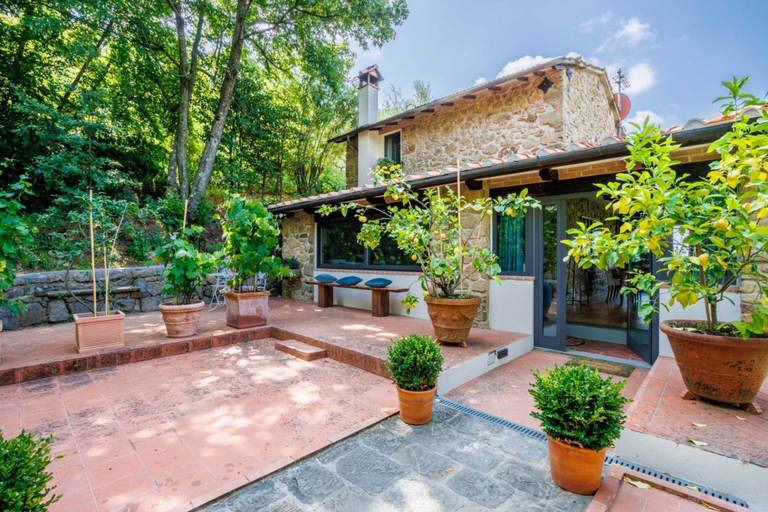 Room 5, Sospirata Farmhouse in Pescia, Pistoia