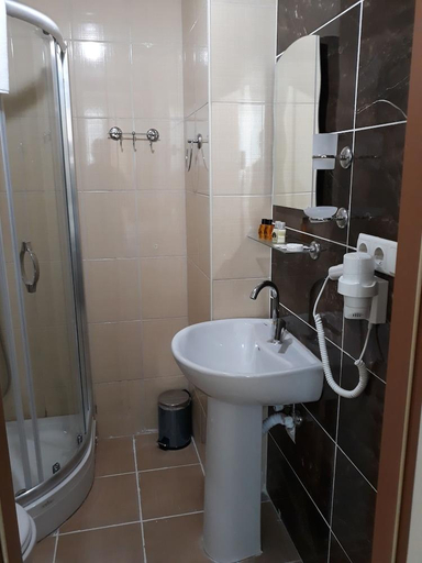 Bathroom 5, GEMİCİ HOTEL, Gebze