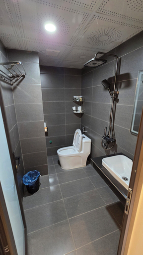 Bathroom 3, New Highland Hotel, Mù Căng Trai