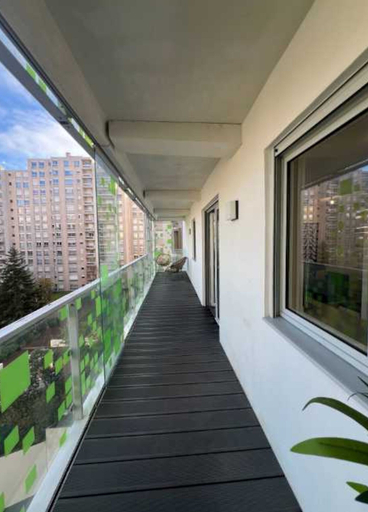 Property grounds 4, Flat With Balcony 4p/1bdr Near La Defense, Hauts-de-Seine