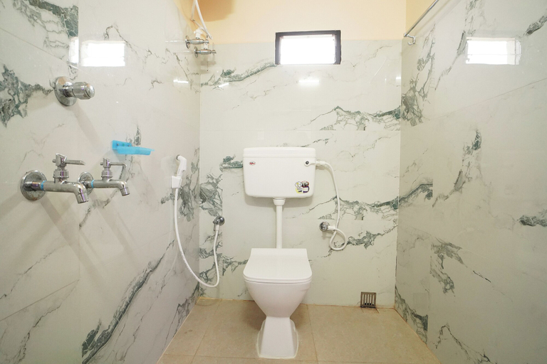 Bathroom 3, HOTEL DREAM BASANTI, Purba Medinipur