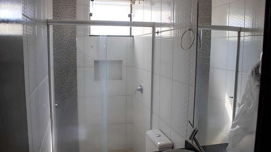 Bathroom 5, Hotel Lider - Catanduva, Catanduva
