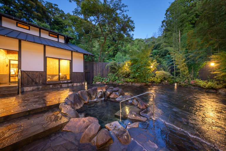 Others 5, Tsuwabuki no Hana, Higashisonogi