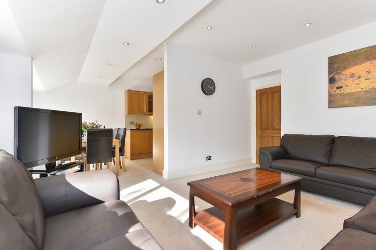 Others 4, Serene & Lovely Apartment in Paddington, London
