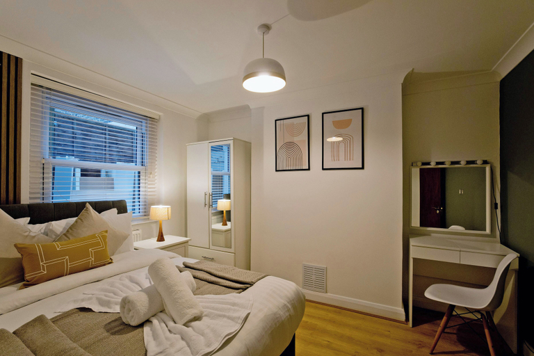 Bedroom 2, Imperial Argyle Square Apartment, London