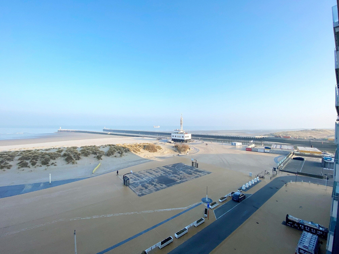 Others 4, Apartment in Nieuwpoort With sea View, West-Vlaanderen