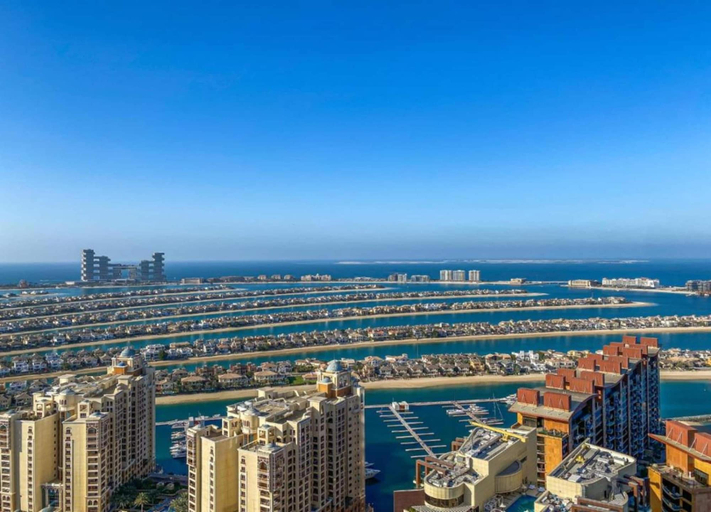 View from property 4, Luxe 2BR by Dubai Mall Gym/pool by Belvilla, Dubai