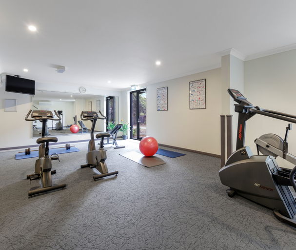 Others 4, Oaks Sydney North Ryde Suites, Sydney