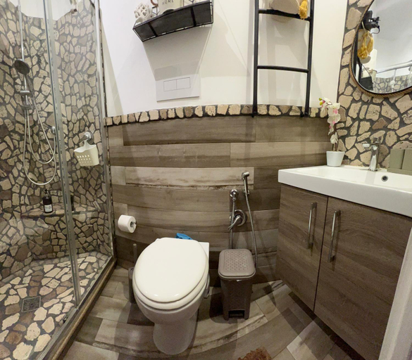 Bathroom 3, Sicilia Bedda house, Palermo