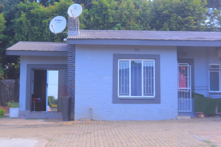 Exterior & Views 3, Thully teams guest house Tzaneen, Mopani