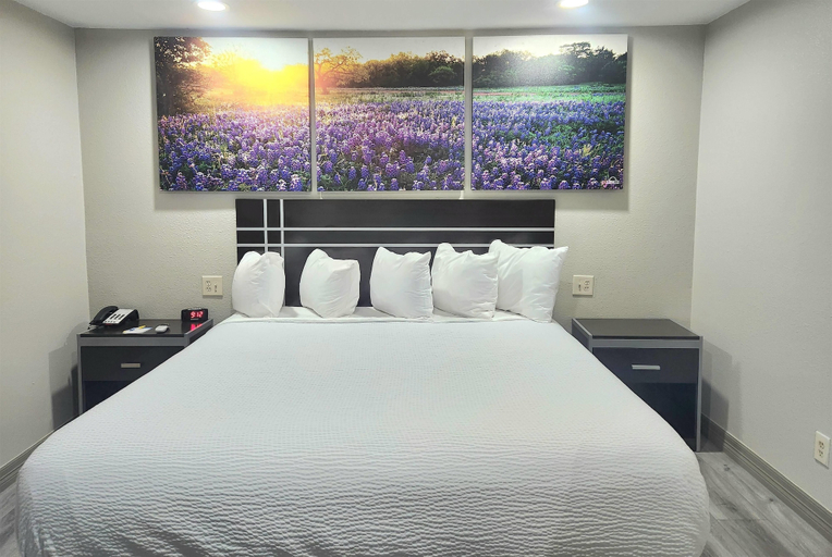 Bedroom 8