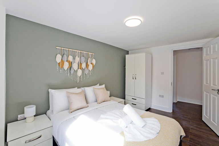 Bedroom 3, Imperial Whitechapel Apartments, London