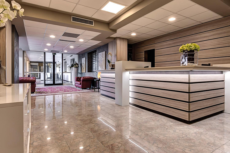 Public Area 2, Albergo Papillon, Brescia