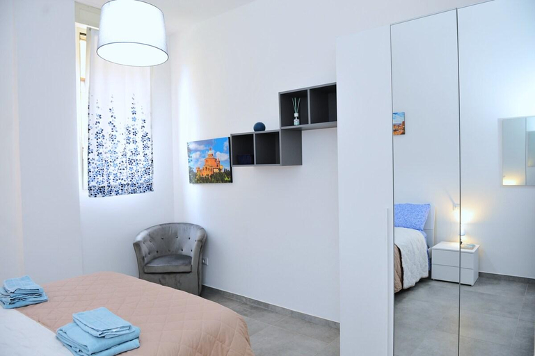 Bedroom 2, La Dimora In Blu fiera e a pochi minuti dal centro, Bologna