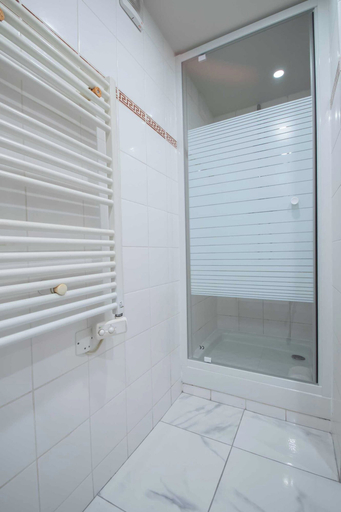 Bathroom 5, Cozy Studio - 2P - Buttes-chaumont, Paris