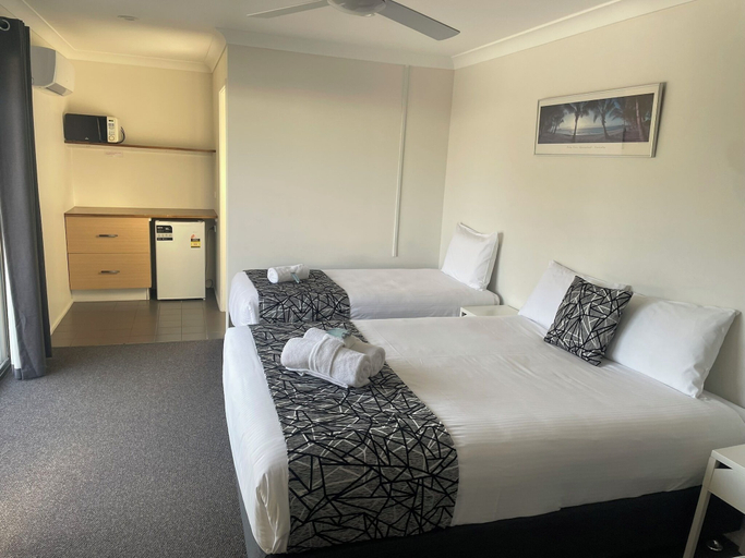 Bedroom 6