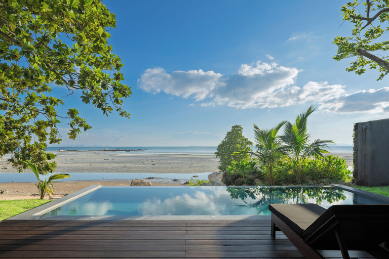 Sport & Beauty 5, Vows Villa Beachfront, Ko Samui