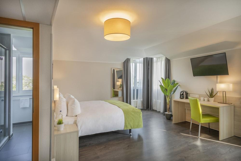 Bedroom 5, B&B HOTEL Krefeld-Süd, Krefeld