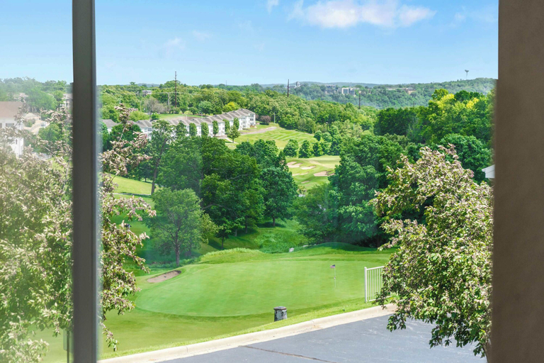 Others 3, Glorious Relaxation - Golf Course Views, Taney