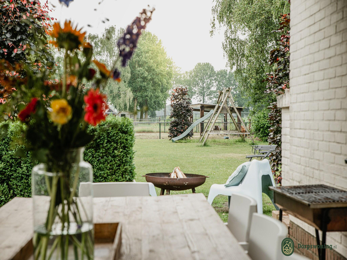 Others 4, Cottage in Leenderstrijp near Nature Reserve, Heeze-Leende