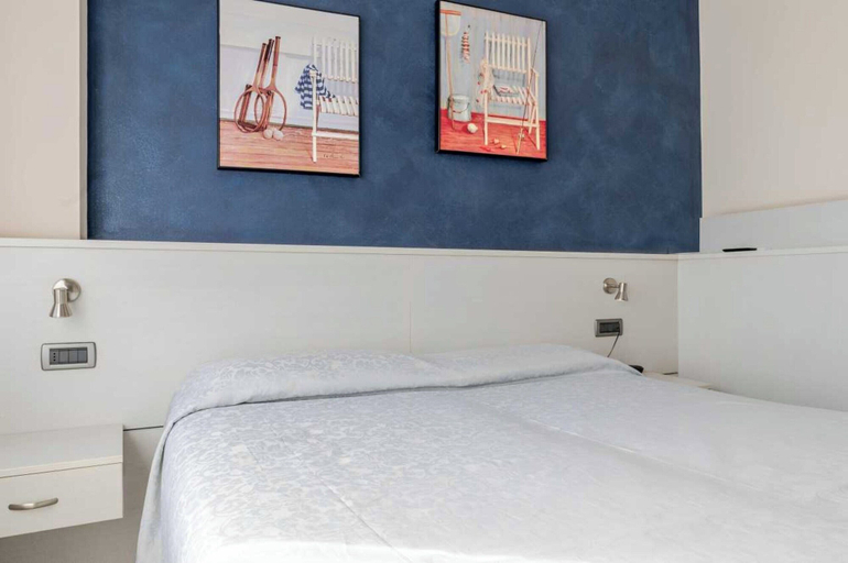 Room 5, Hotel 3 Your Haven of Peace in Ventimiglia, Imperia