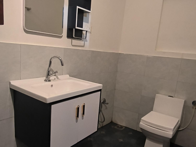 Bathroom 4, Mad about Coco Yoga & Beach Retreat, Thiruvananthapuram